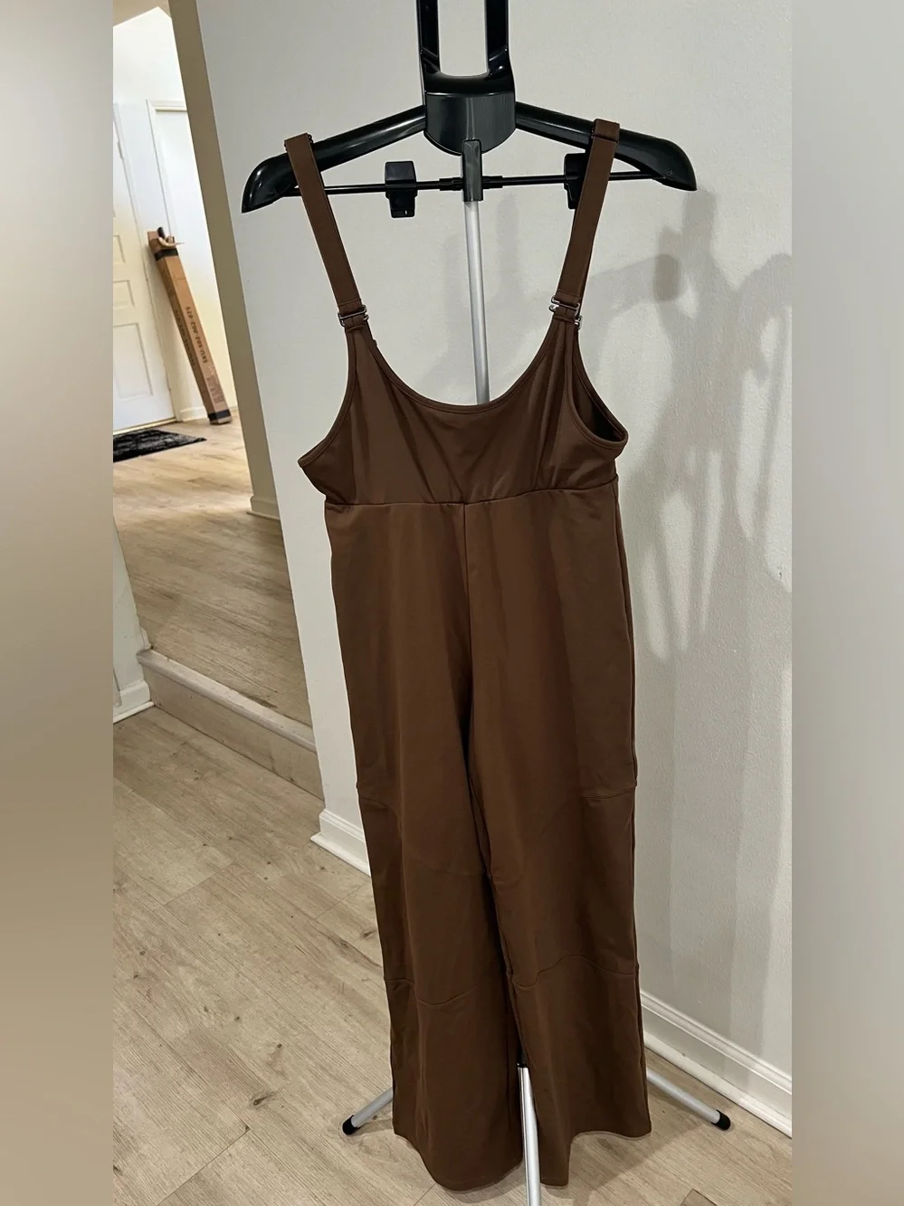 Halara knew no tags. Women’s Wide-Leg Jumpsuit in Brown M - Picture 3 of 11